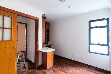 Apartamento à venda com 135m², 4 quartos e 2 vagasQUARTO 1