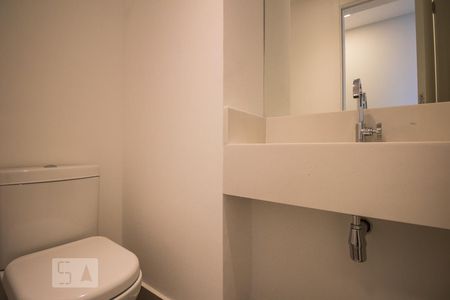 Lavabo de kitnet/studio para alugar com 1 quarto, 58m² em Vila Cruzeiro, São Paulo