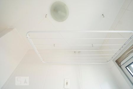 Apartamento à venda com 48m², 2 quartos e 1 vaga Apartamento à venda com 48m², 2 quartos e 1 vagaDetalhe área de serviço