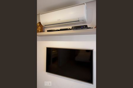 Sala de kitnet/studio para alugar com 1 quarto, 37m² em Vila Pompéia, São Paulo