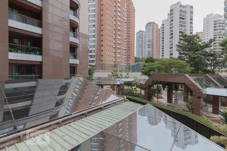 Apartamento à venda com 225m², 4 quartos e 4 vagasVista da suíte 2 e 3
