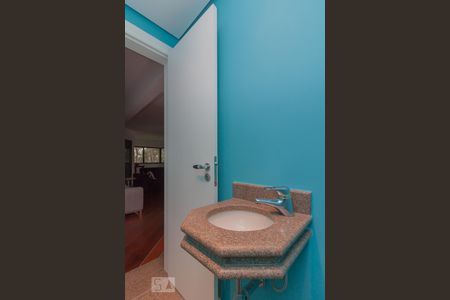 Apartamento à venda com 225m², 4 quartos e 4 vagasLavabo