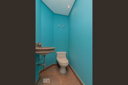 Apartamento à venda com 225m², 4 quartos e 4 vagasLavabo