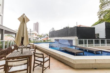 Piscina - Condomínio de apartamento para alugar com 2 quartos, 57m² em Jardim das Acácias, São Paulo