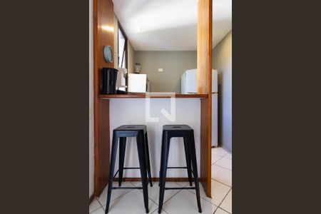 Cozinha de apartamento à venda com 1 quarto, 60m² em Copacabana, Rio de Janeiro