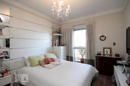 Apartamento à venda com 240m², 3 quartos e 3 vagasSuíte 2