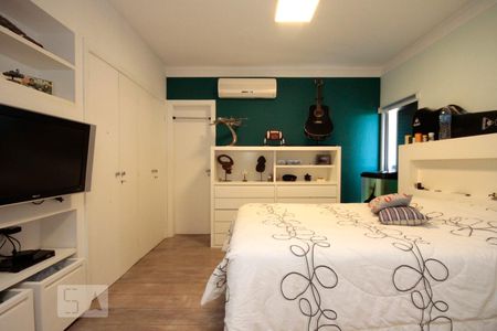 Apartamento à venda com 240m², 3 quartos e 3 vagasSuíte 1