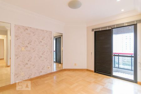 Apartamento à venda com 450m², 5 quartos e 4 vagasSuíte 2