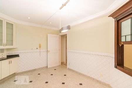 Apartamento à venda com 450m², 5 quartos e 4 vagasCopa