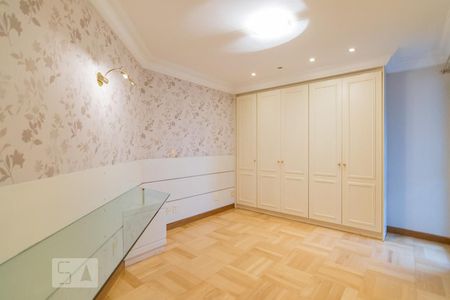 Apartamento à venda com 450m², 5 quartos e 4 vagasSuíte 4