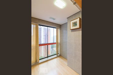 Apartamento à venda com 450m², 5 quartos e 4 vagasVaranda da Suite 3