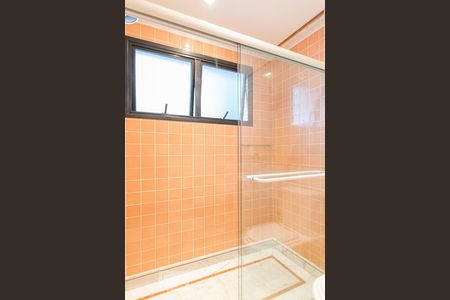 Apartamento à venda com 450m², 5 quartos e 4 vagasBanheiro da Suite 2