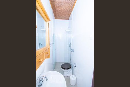 Banheiro Quarto 1 - 1 de casa de condomínio para alugar com 4 quartos, 165m² em Laranjeiras, Rio de Janeiro