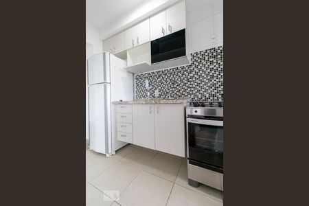 Apartamento à venda com 72m², 2 quartos e 1 vaga Apartamento à venda com 72m², 2 quartos e 1 vagaCozinha