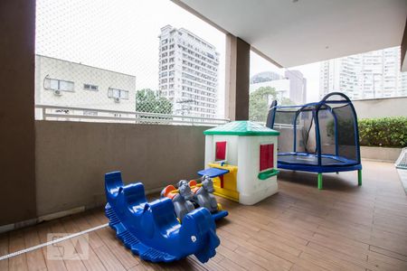 Apartamento à venda com 72m², 2 quartos e 1 vaga Apartamento à venda com 72m², 2 quartos e 1 vagaPlayground