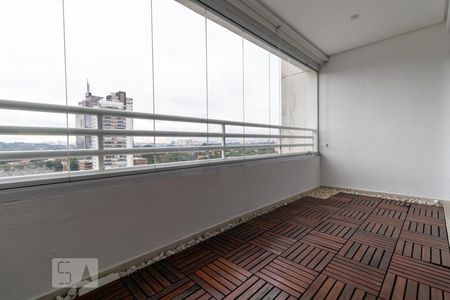 Apartamento à venda com 72m², 2 quartos e 1 vaga Apartamento à venda com 72m², 2 quartos e 1 vagaVaranda