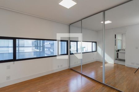 Suíte de apartamento à venda com 1 quarto, 66m² em Vila Olímpia, São Paulo