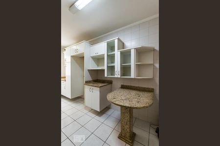 Apartamento à venda com 85m², 2 quartos e 2 vagasCozinha