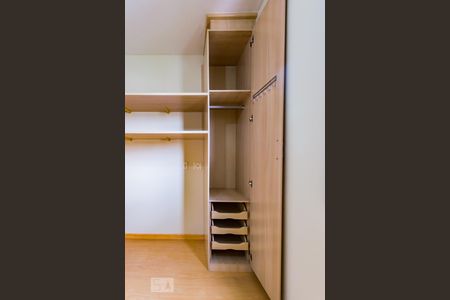 Apartamento à venda com 85m², 2 quartos e 2 vagasSuíte