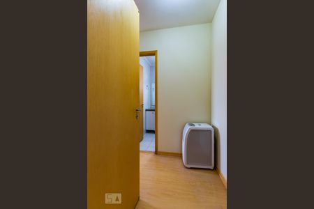 Apartamento à venda com 85m², 2 quartos e 2 vagasSuíte