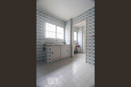 Apartamento à venda com 96m², 2 quartos e 1 vagaCOZINHA