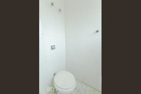 Apartamento à venda com 63m², 2 quartos e sem vaga Apartamento à venda com 63m², 2 quartos e sem vagaBanheiro de serviço