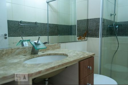 Apartamento para alugar com 65m², 2 quartos e 1 vagaBanheiro