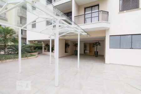 Apartamento à venda com 80m², 3 quartos e 1 vaga Apartamento à venda com 80m², 3 quartos e 1 vagaFachada