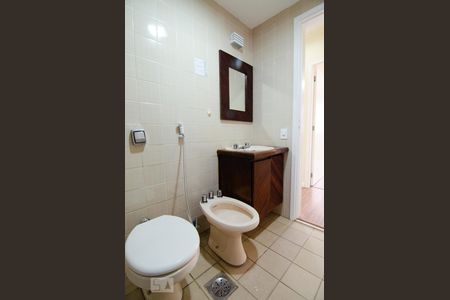 Apartamento para alugar com 100m², 3 quartos e 2 vagasBanheiro