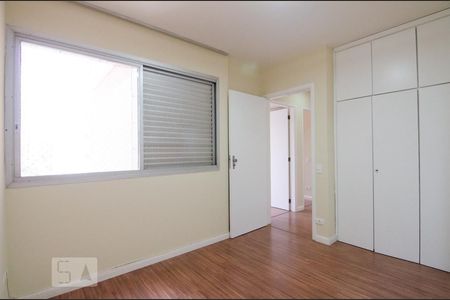 Apartamento para alugar com 100m², 3 quartos e 2 vagasSuíte