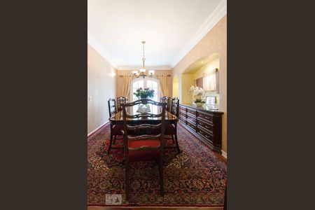 Casa à venda com 577m², 5 quartos e 7 vagasSala 2