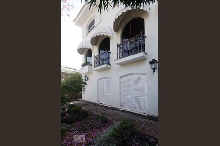 Casa à venda com 577m², 5 quartos e 7 vagasQuintal