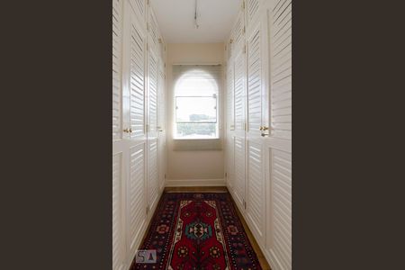 Casa à venda com 577m², 5 quartos e 7 vagasSuíte 1