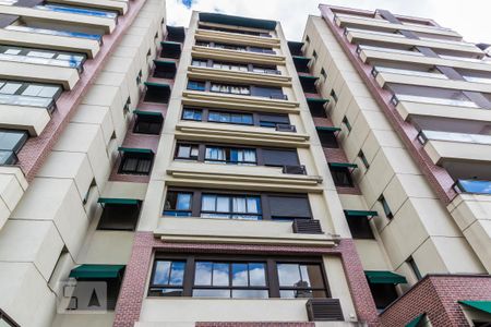 Apartamento à venda com 47m², 1 quarto e 1 vaga Apartamento à venda com 47m², 1 quarto e 1 vagaFachada