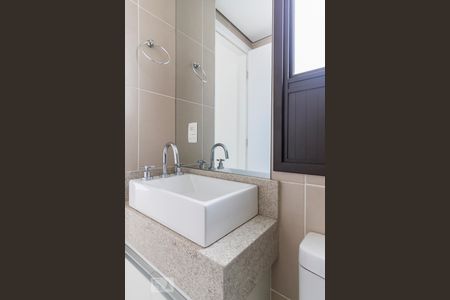 Banheiro de apartamento à venda com 1 quarto, 47m² em Lapa, São Paulo