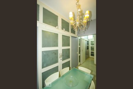 Sala de apartamento para alugar com 2 quartos, 52m² em Copacabana, Rio de Janeiro