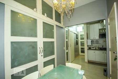 Sala de apartamento para alugar com 2 quartos, 52m² em Copacabana, Rio de Janeiro