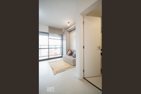 Sala/Banheiro de kitnet/studio à venda com 1 quarto, 25m² em Vila Cordeiro, São Paulo