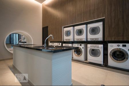 Studio à venda com 25m², 1 quarto e 1 vaga Studio à venda com 25m², 1 quarto e 1 vagaLavenderia