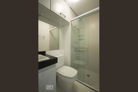 Banheiro de kitnet/studio à venda com 1 quarto, 25m² em Vila Cordeiro, São Paulo