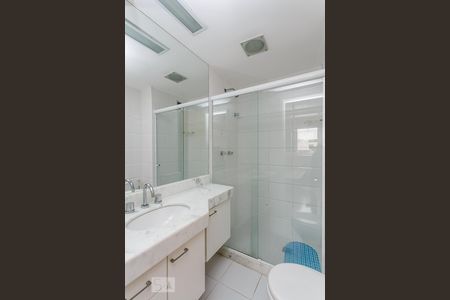 Apartamento à venda com 125m², 2 quartos e 2 vagasBanheiro