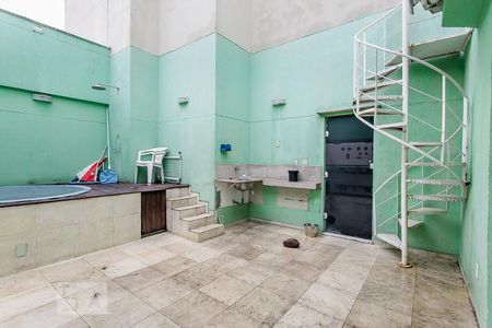 Apartamento à venda com 125m², 2 quartos e 2 vagasTerraço