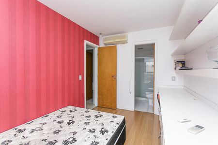 Apartamento à venda com 125m², 2 quartos e 2 vagasSuíte