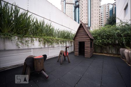 Playground de kitnet/studio para alugar com 1 quarto, 46m² em Indianópolis, São Paulo