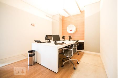 Lan house de kitnet/studio para alugar com 1 quarto, 46m² em Indianópolis, São Paulo