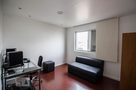 Quarto 2 de apartamento para alugar com 3 quartos, 130m² em Sumaré, São Paulo
