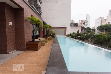 Studio à venda com 40m², 1 quarto e 1 vagaPiscina