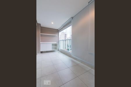 Varanda de kitnet/studio à venda com 1 quarto, 33m² em Brooklin Paulista, São Paulo