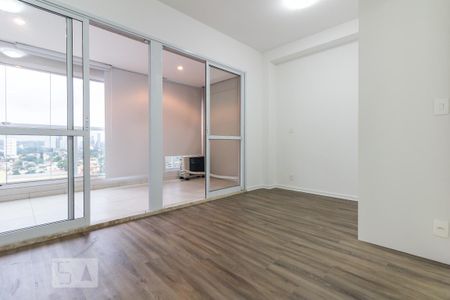 Sala-Quarto de kitnet/studio à venda com 1 quarto, 33m² em Brooklin Paulista, São Paulo