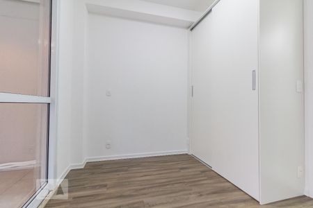 Sala-Quarto de kitnet/studio à venda com 1 quarto, 33m² em Brooklin Paulista, São Paulo